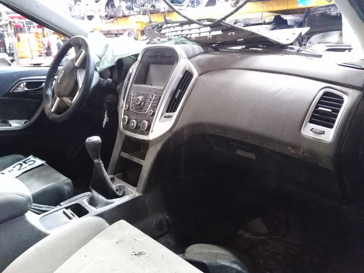 VIDRIO JMC VIGUS 2019  USADO  EN DESARME